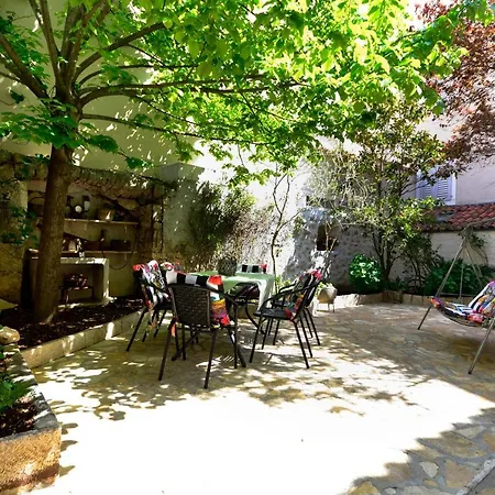 Villa Stara Lipa